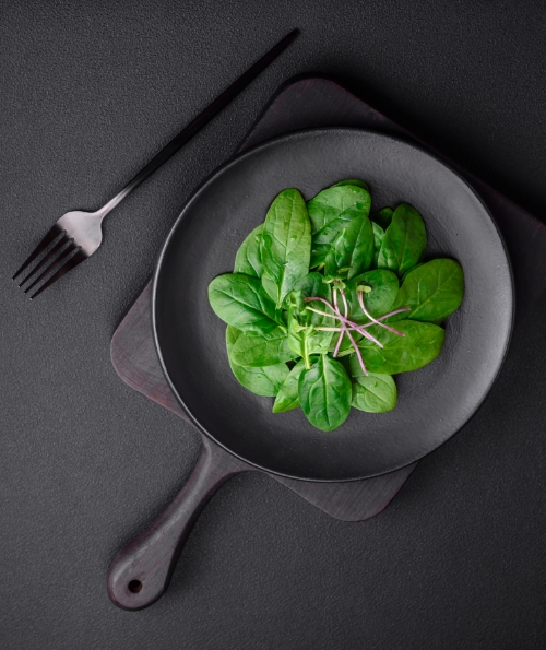 Leafy Vegetables to Customers